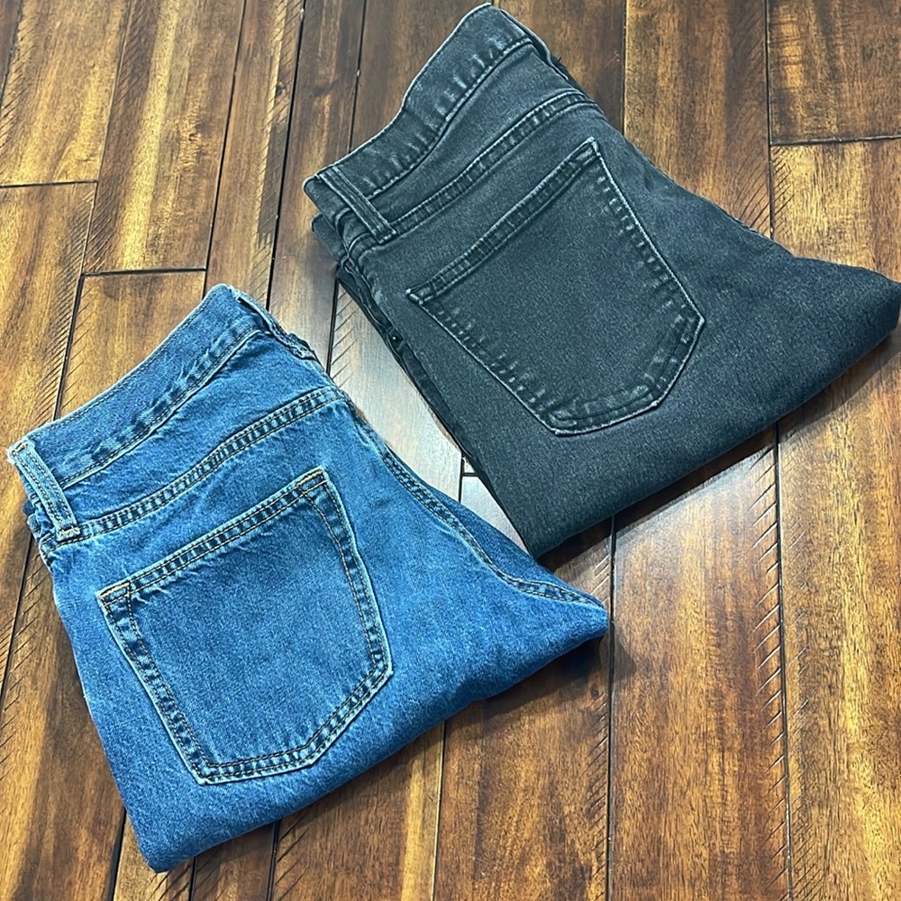 29x34 Straight leg 1 Black and 1 Blue Men’s Jeans
